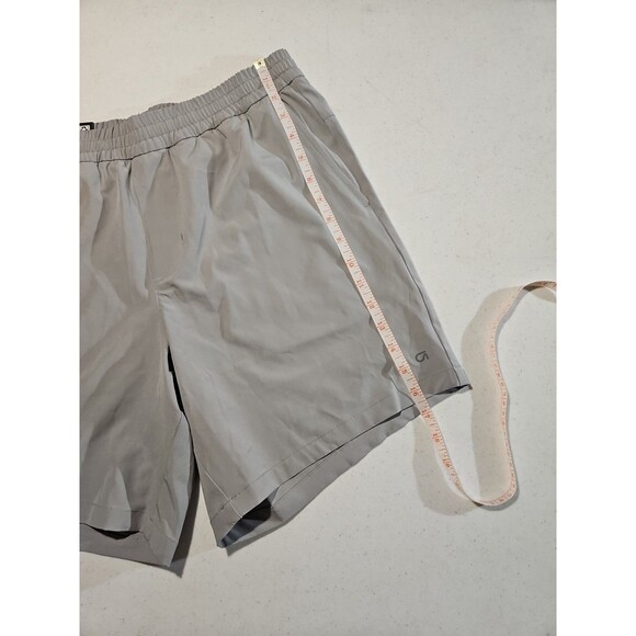 GapFit‎ Men's Movement Short Size Medium Ultimate Grey NWT (A207) - Picture 6 of 8